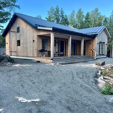 Hemvik Villa *